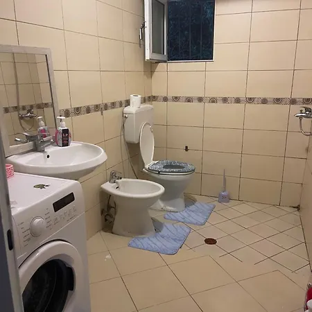 Vlora Apartment * فلورا